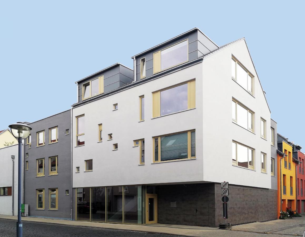 Eckhof Domizil - Grosszuegige Ferienwohnung Mit Kleinem Garten In Der Altstadt Von Gotha Exterior foto